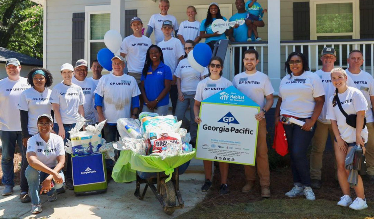 Group photo of GP employees volunteering for Habitat for Humanity in Atlanta.
