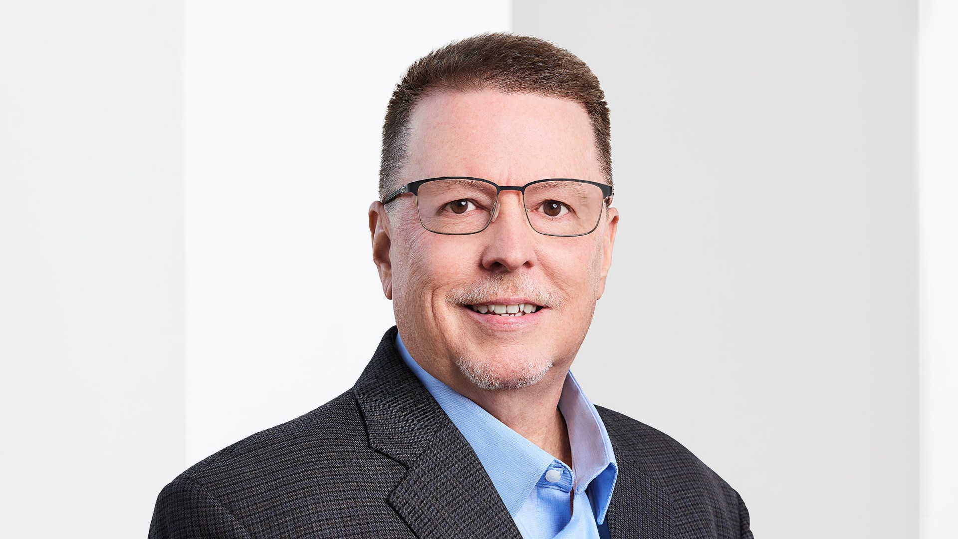 Keith Hamilton has been named president of Georgia-Pacific’s Corrugated business. He will oversee operations and commercial teams across 35 sites including box plants, sheet feeders, Hummingbird digital print, and EarthKraft mailers.