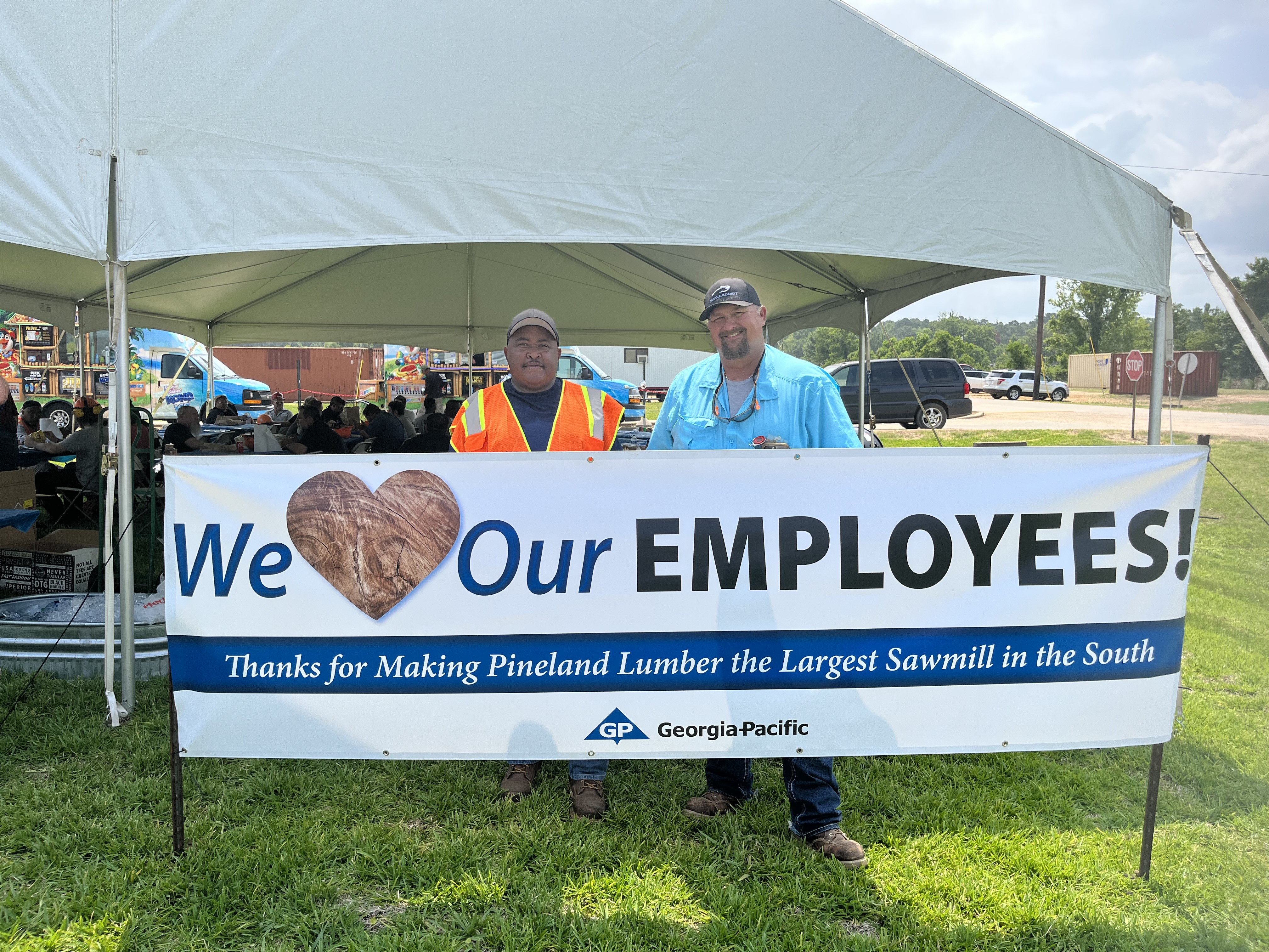 Georgia-Pacific hosted an employee event celebrating the expansion of Pineland Lumber in Pineland, Texas. The facility employs 300 people. 