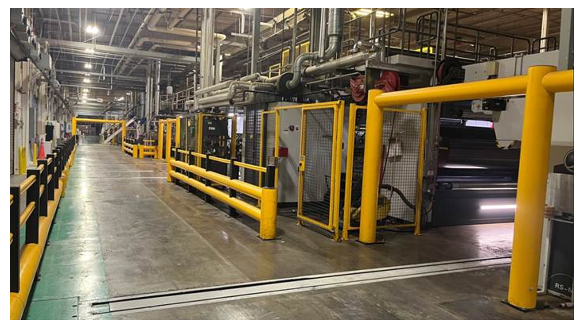 Permanent barricades were installed at the Georgia-Pacific Packaging in West Chester, Ohio that can withstand a roll clamp strike and simultaneously protect employees in a high-risk area.