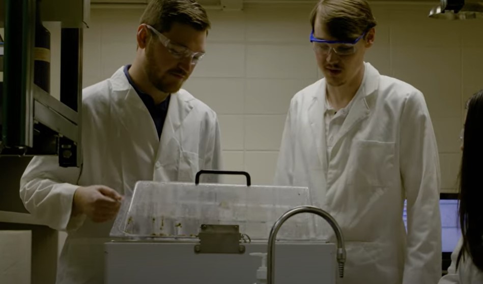 Students working in the Alabama Center for Paper and Bioresource Engineering (AC-PABE) at Auburn University.