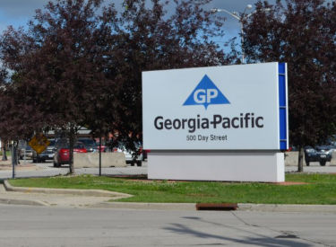 Georgia-Pacific to close Green Bay Day Street facility