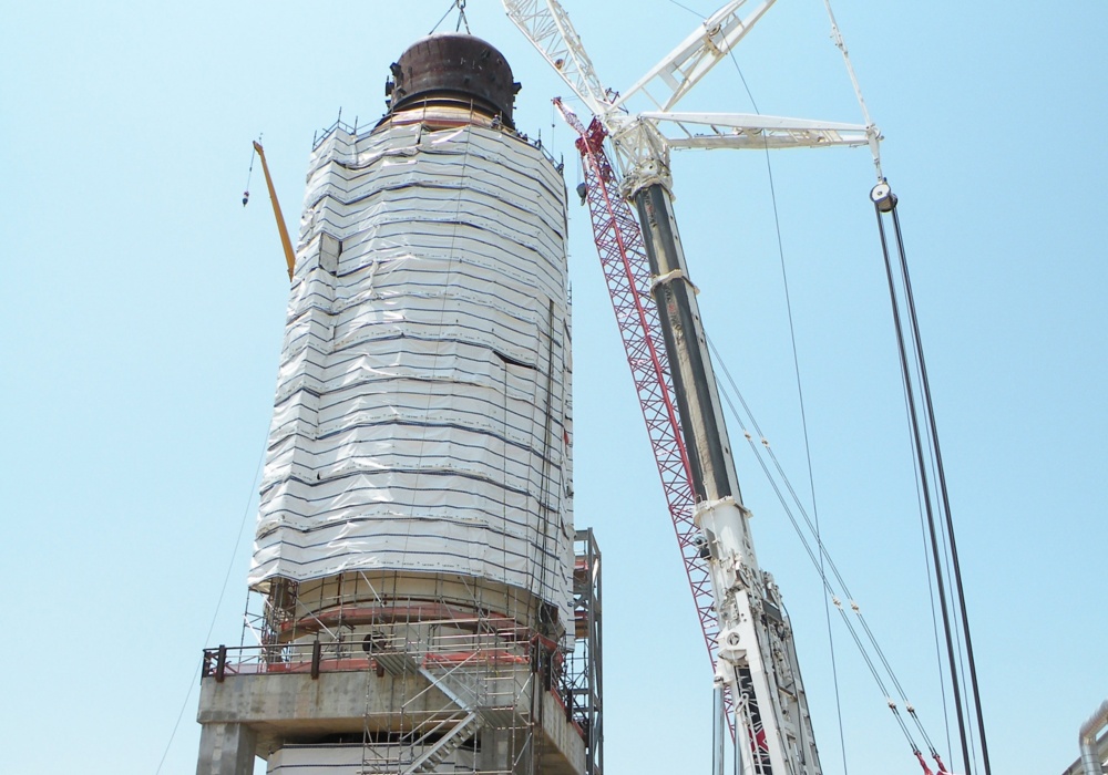 a crane and a building under construction
